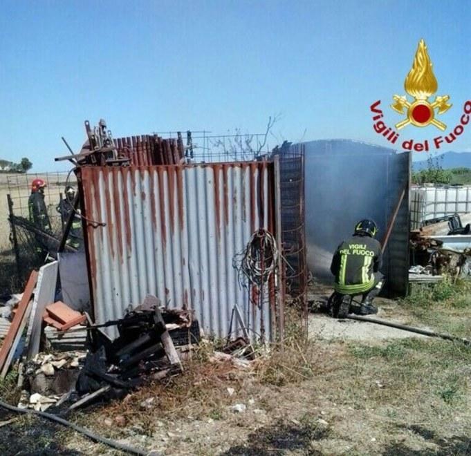 Scoppia bombola del gas a Colle: baracca distrutta