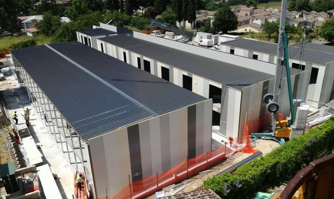Moduli centesi ad Amatrice Così si continua a ricostruire
