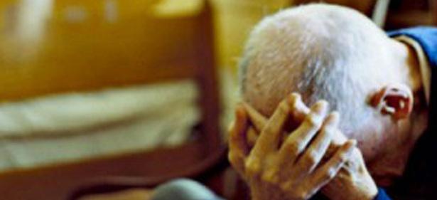 Picchia il padre e lo manda in ospedale 