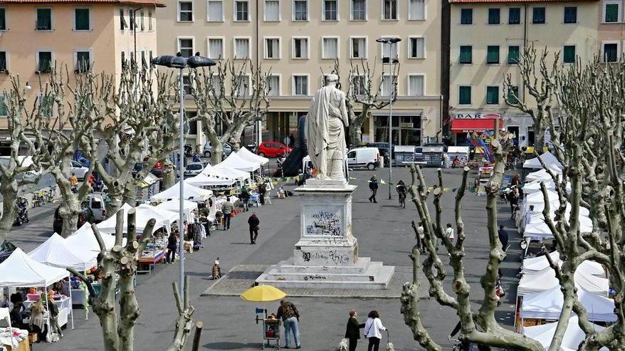 Il riscatto di "Canapone", seppellito e deturpato ha trovato un custode - Le foto