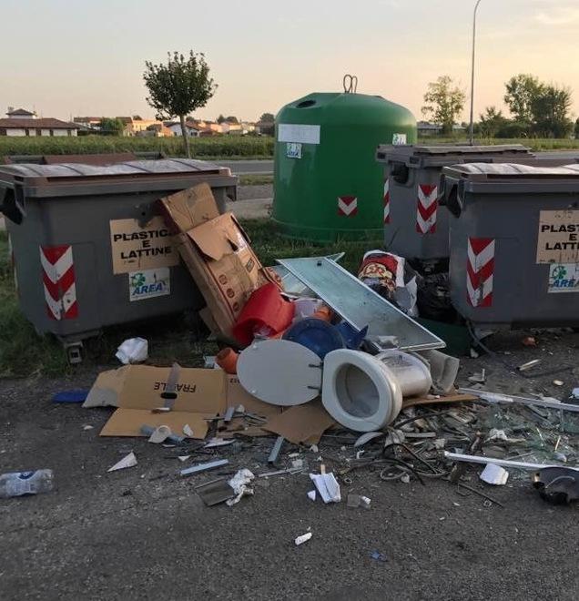 Rifiuti abbandonati A Berra salgono i casi di inciviltà