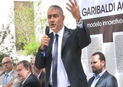 Pecoraro Scanio: droni a Budelli 