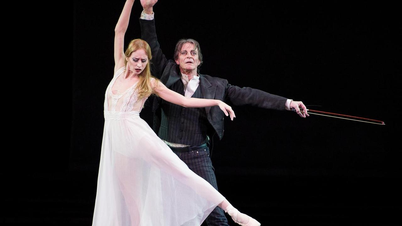 “Piazze che danzano” da Van Hoecke al tango argentino