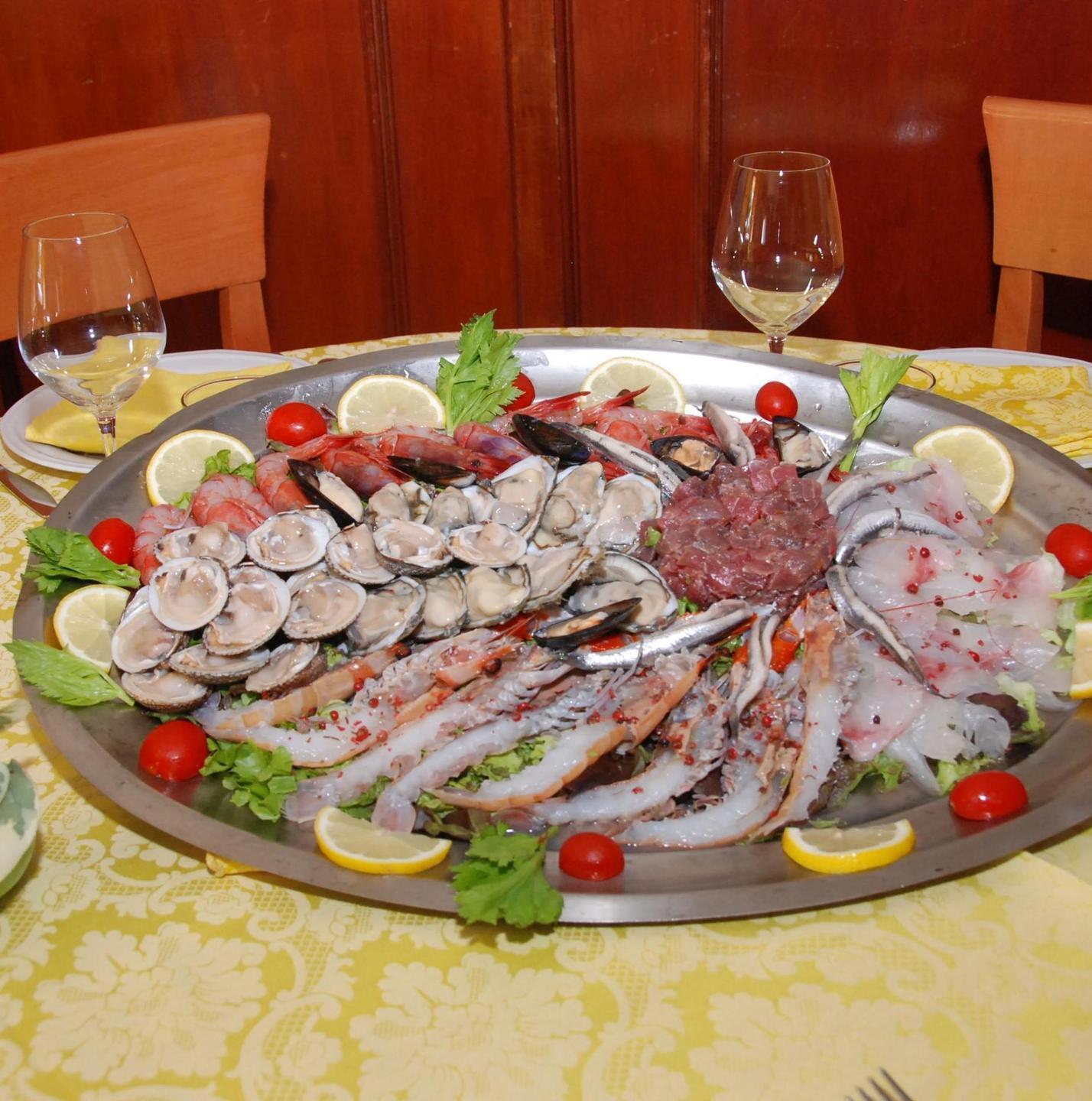 Venti ristoratori si sfidano alle “Isole del Gusto” 