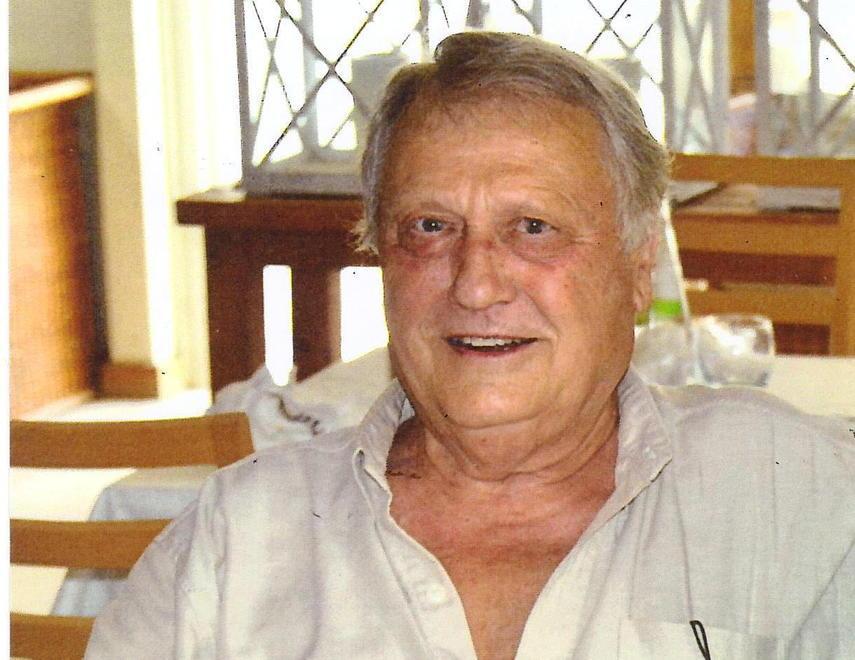 Scivola nell’uliveto, batte la testa e muore 