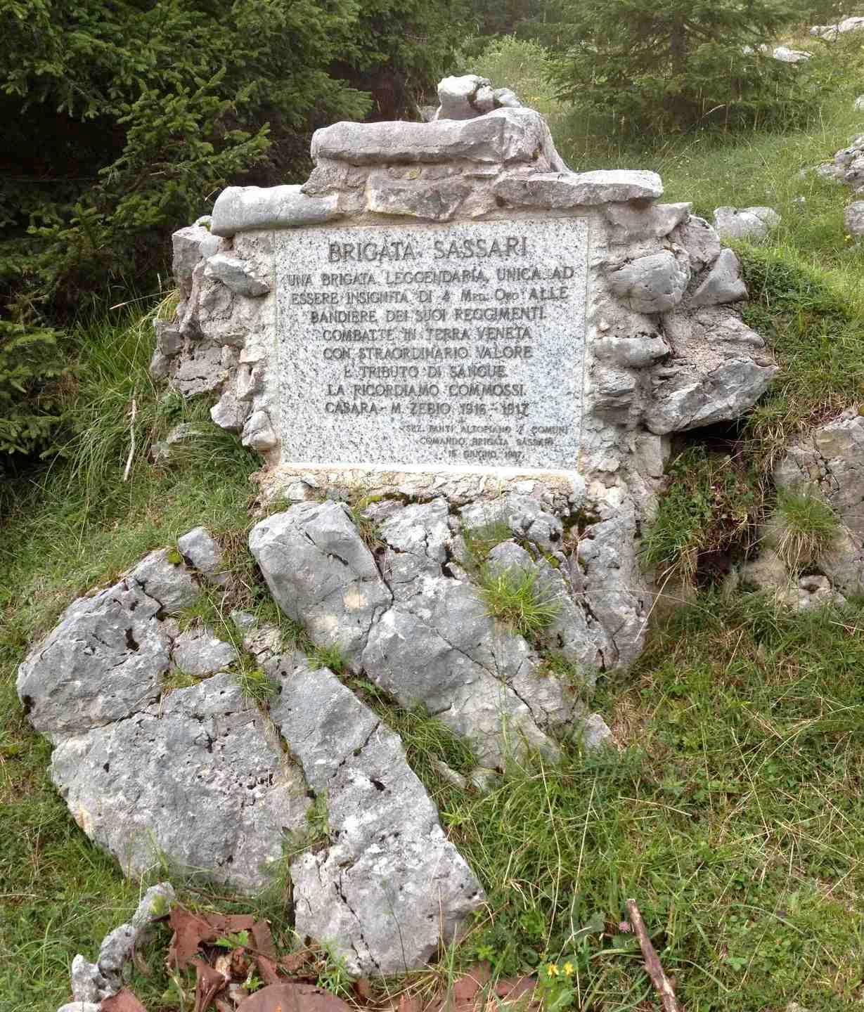 Siligo vicino ai caduti di Monte Zebio