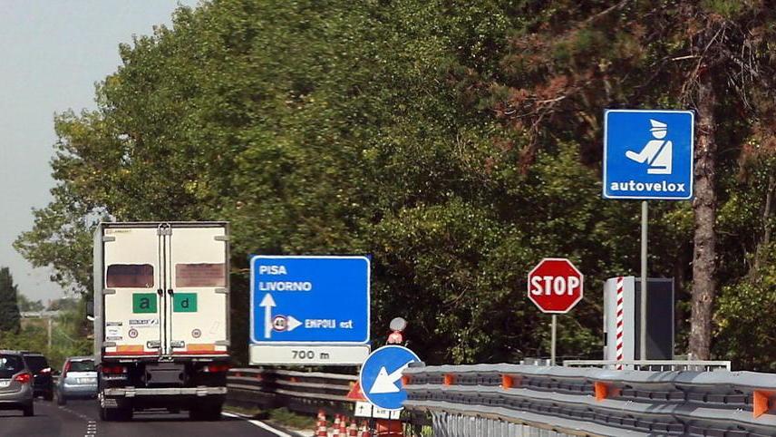 L'autovelox tra Montelupo ed Empoli Est in direzione mare