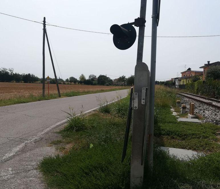 «Passaggio a livello a rischio» 