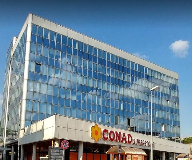 La Conad di via Catani (foto Google map)