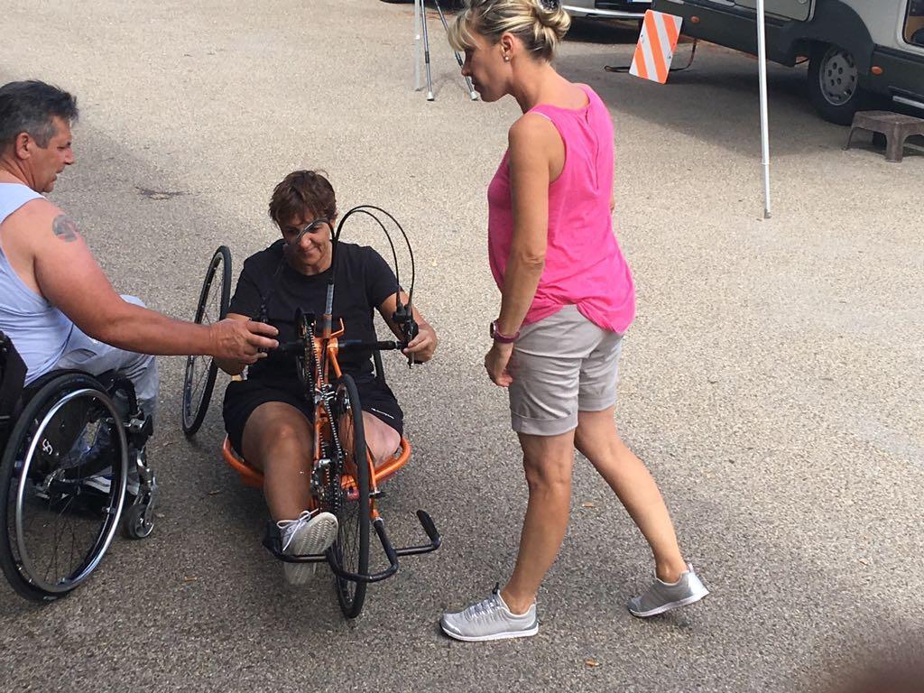 Monica Lepri con la sua nuova handbike