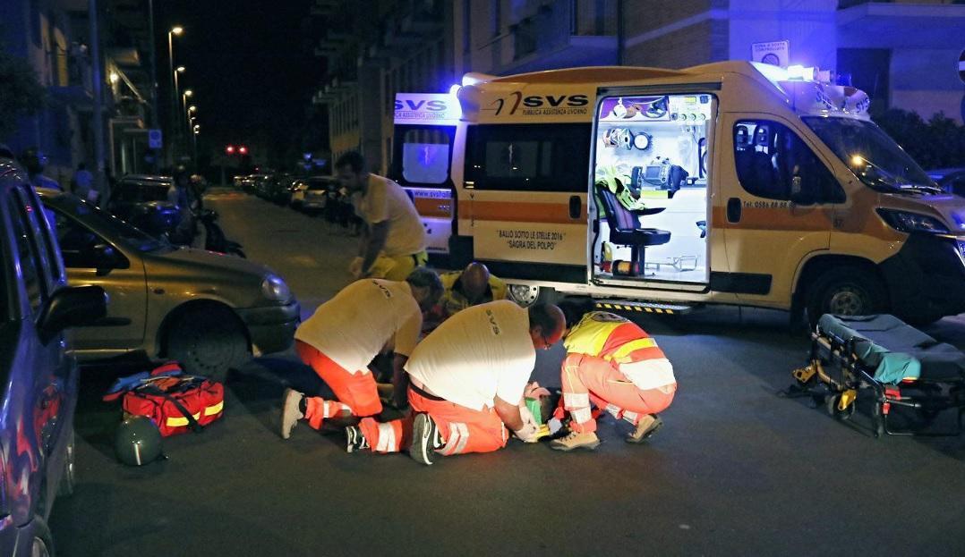 Incidente all'incrocio fra via Lopez e via Medaglie d'Oro (Marzi Pentafoto)