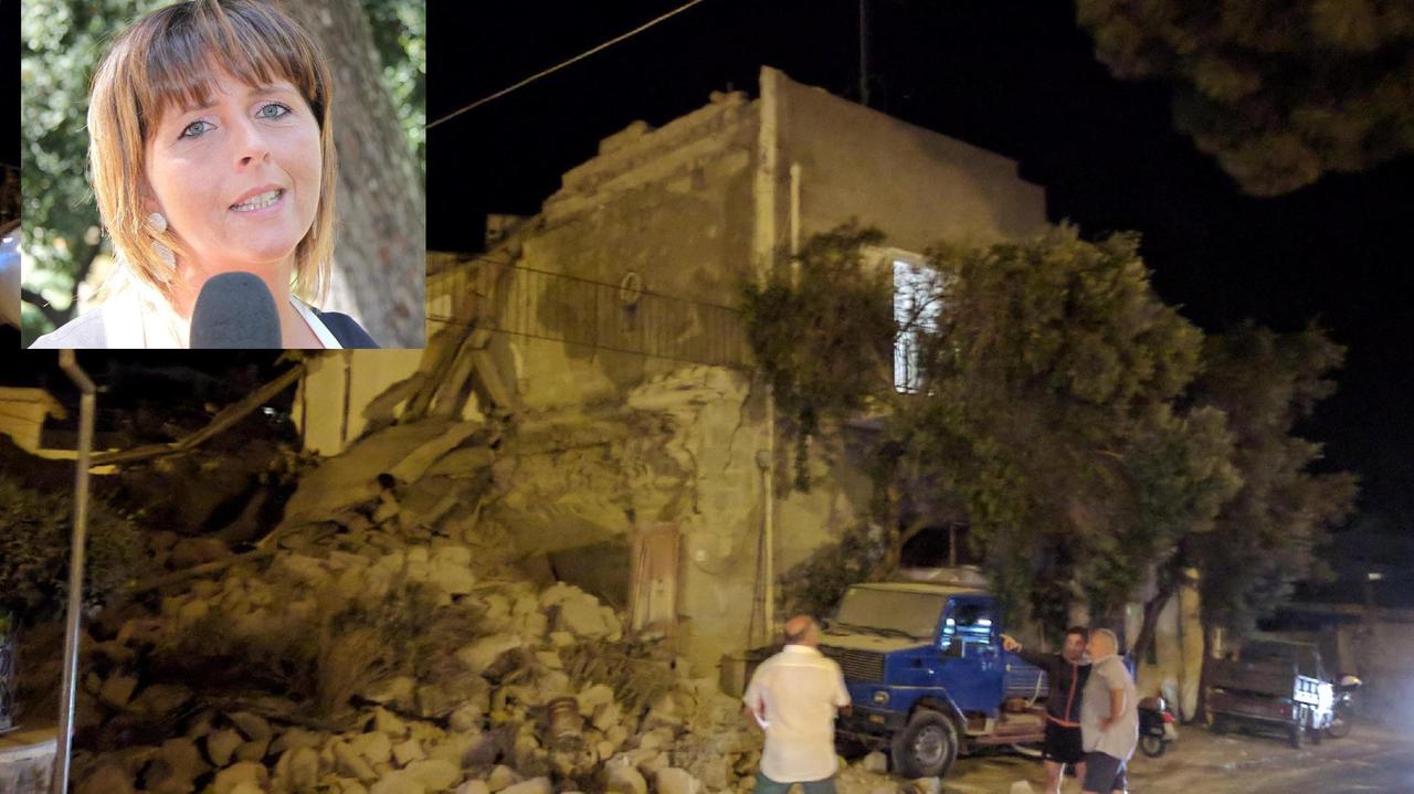 I danni fatti dal terremoto a Ischia. Nel riquadro Erica Mazzetti