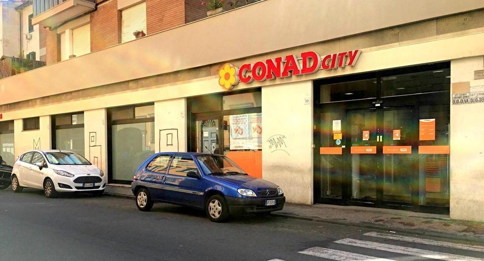 Rapina al supermercato, presi due livornesi