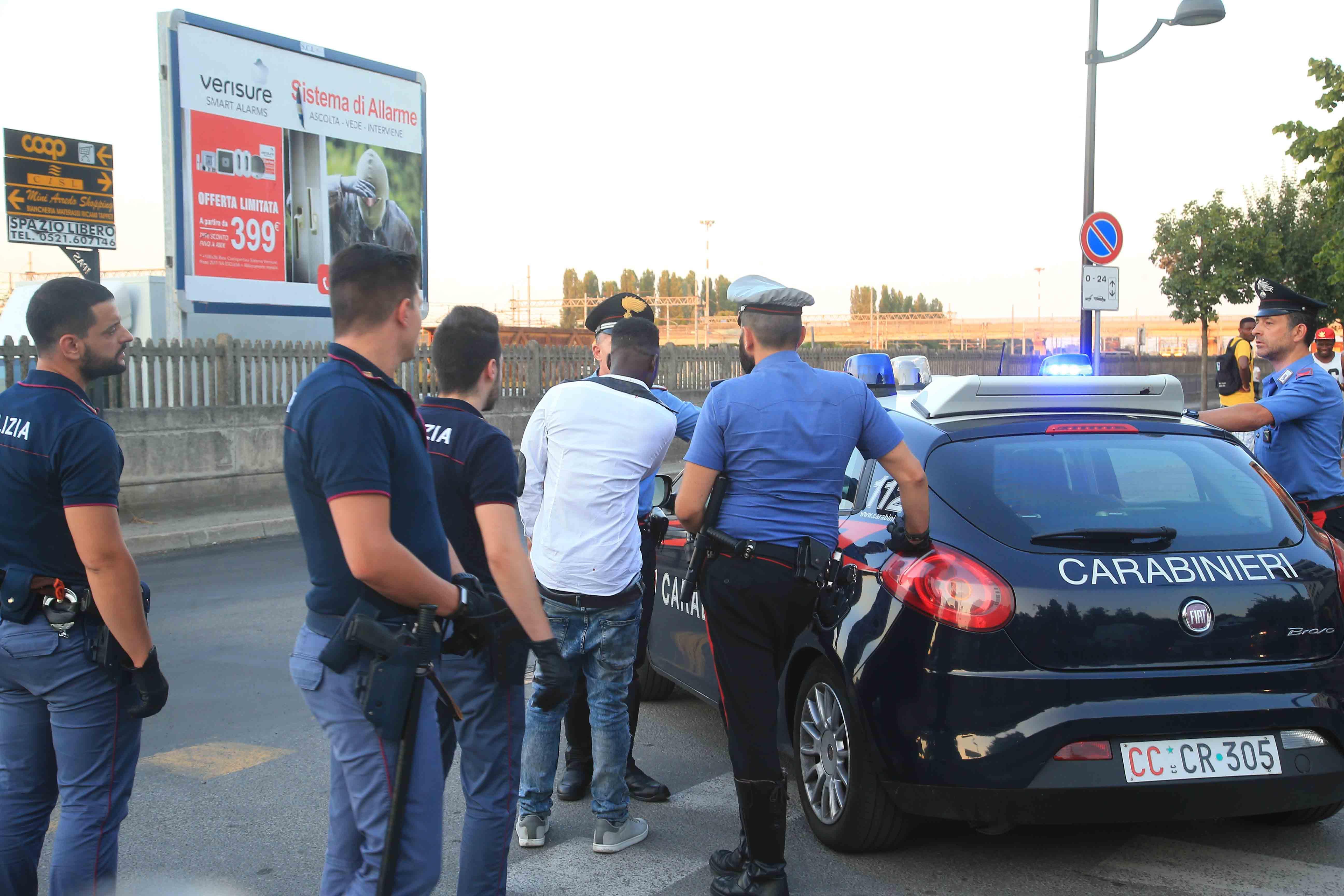 Reggio Emilia: maxi rissa in via Turri, sette persone denunciate