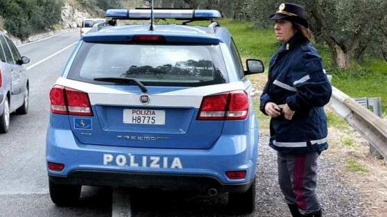 Ladra seriale di Carrara colpisce a Genova, il questore le proibisce di tornare in città