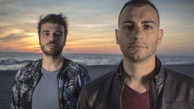 Carboni e De Giorgio dalla loro amicizia si alza "La Polvere"