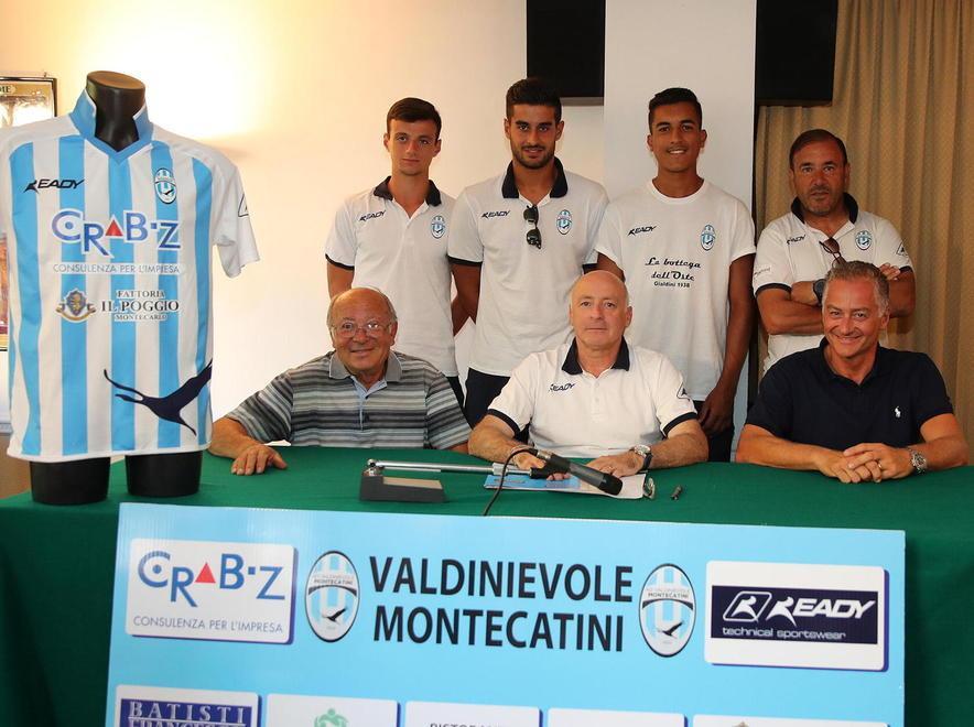 Una maglia in regalo per gli abbonati 