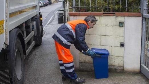 Rifiuti porta a porta, saltano quattro ritiri in pochi giorni