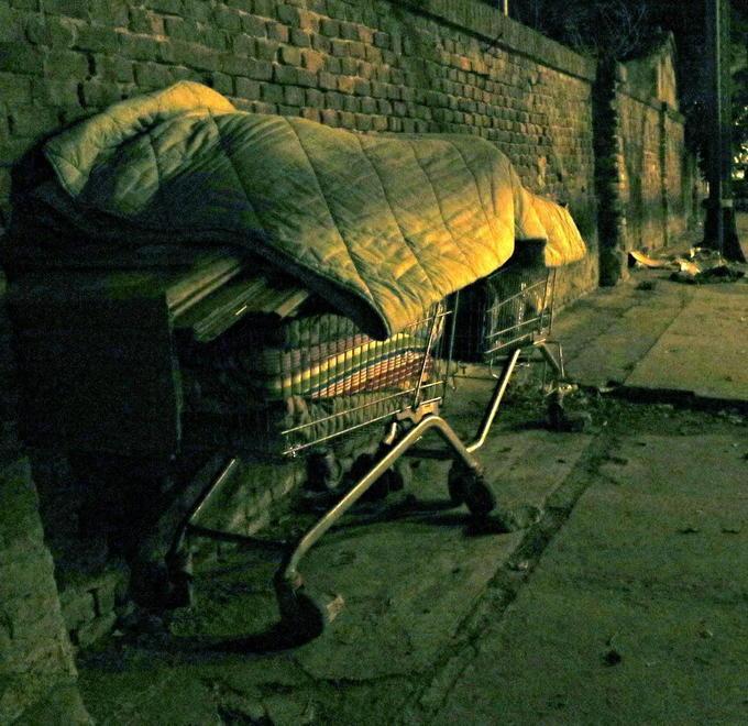 Vita da clochard doccia a Viareggio e pranzo a Pisa 