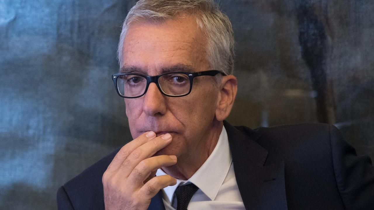 Lettera con 4 cartucce al governatore Pigliaru