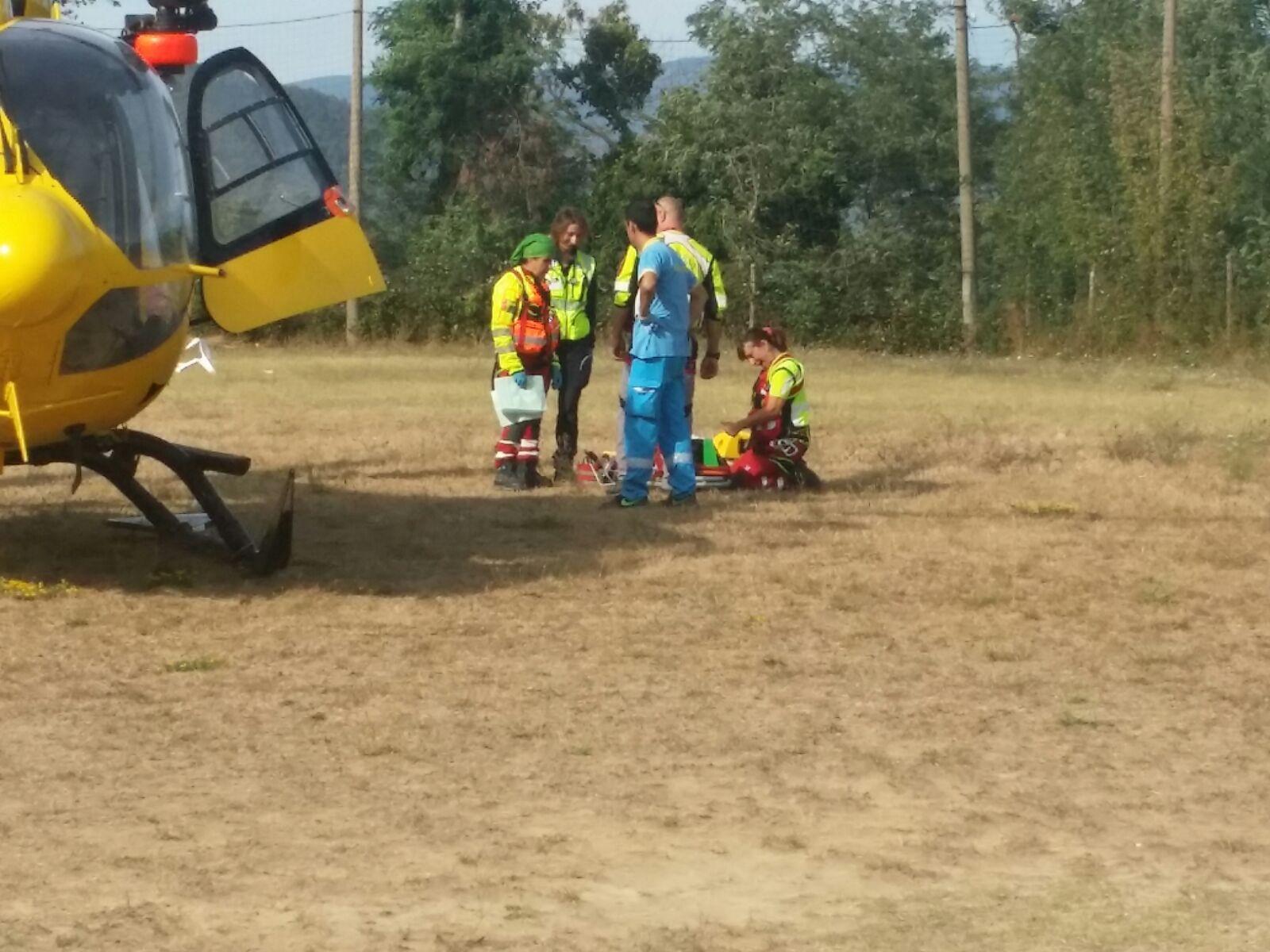 L'elisoccorso atterrato al campo sportivo di Schignano