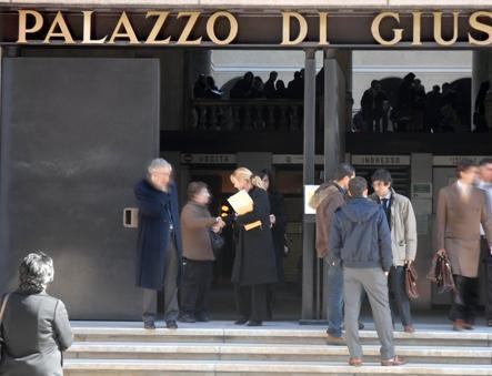 La procura di Genova mette nel mirino quattro sospetti jihadisti 