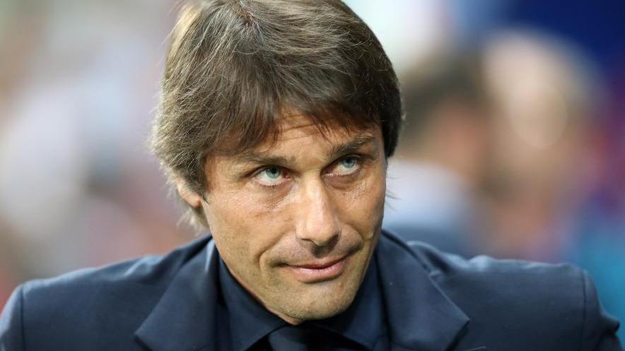 Braccio di ferro tra Inter e Roma per Schick