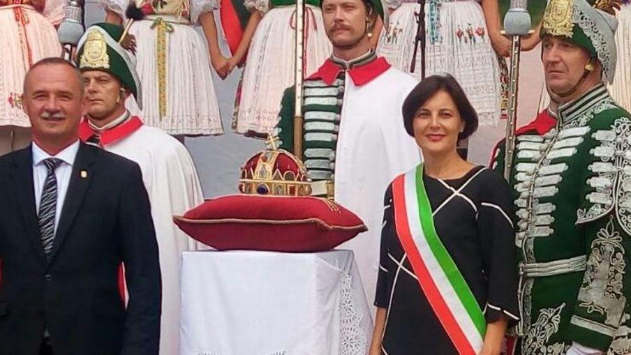 Il gemellaggio con Salgotarjan nel segno della storica corona