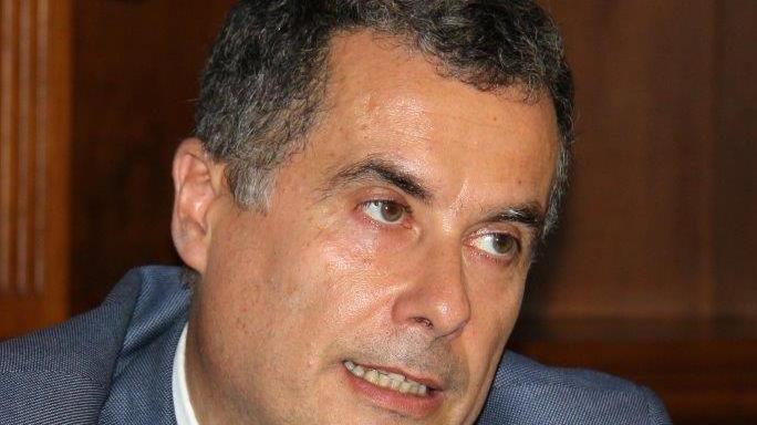 Specializzazione, politici in campo