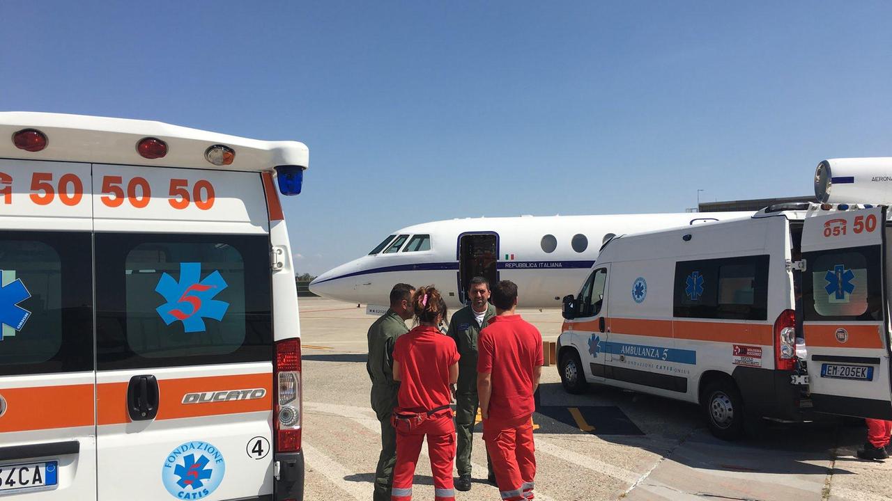 Due donne in pericolo di vita: volo militare da Alghero a Bologna