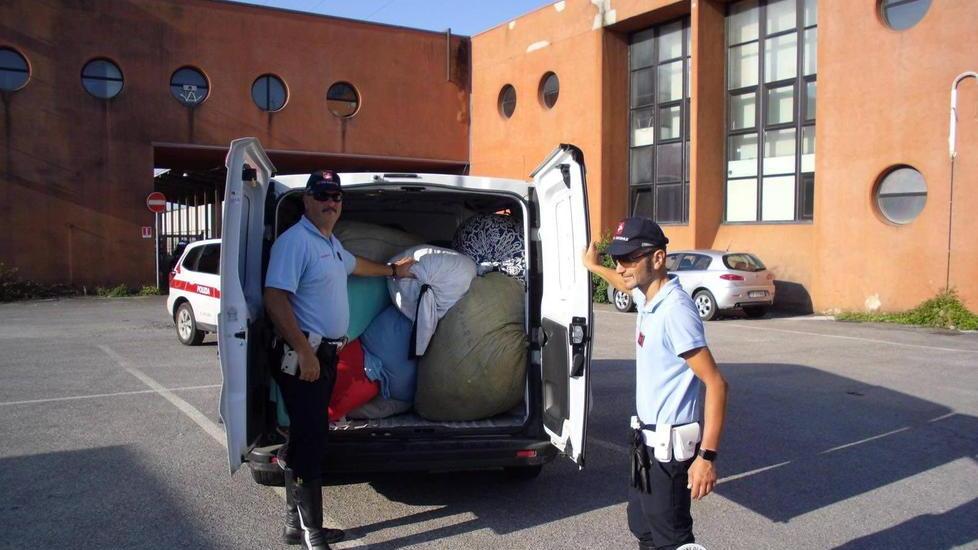 Trafficante di rifiuti tessili sorpreso dai vigili urbani di Pistoia