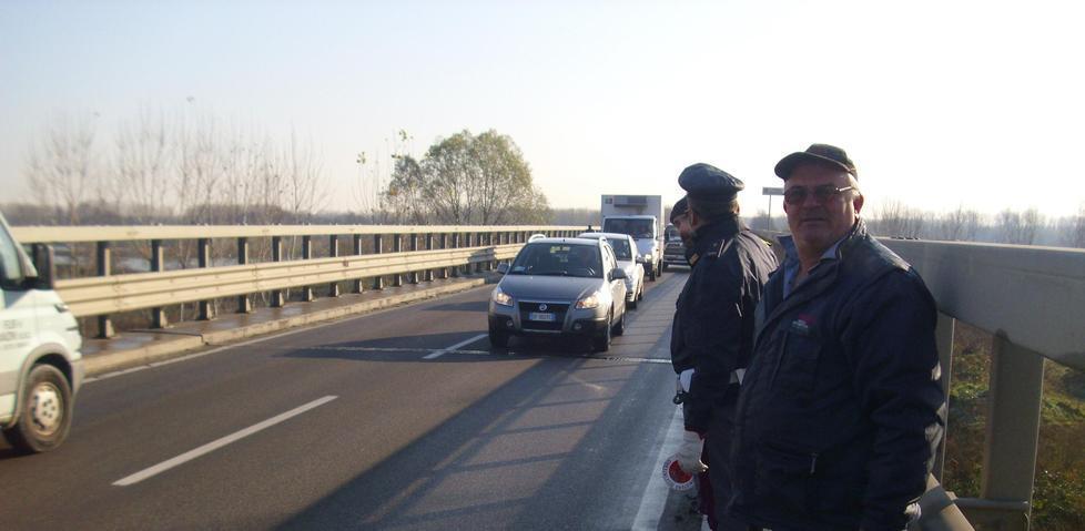 Altre firme per la pista ciclabile sul ponte 
