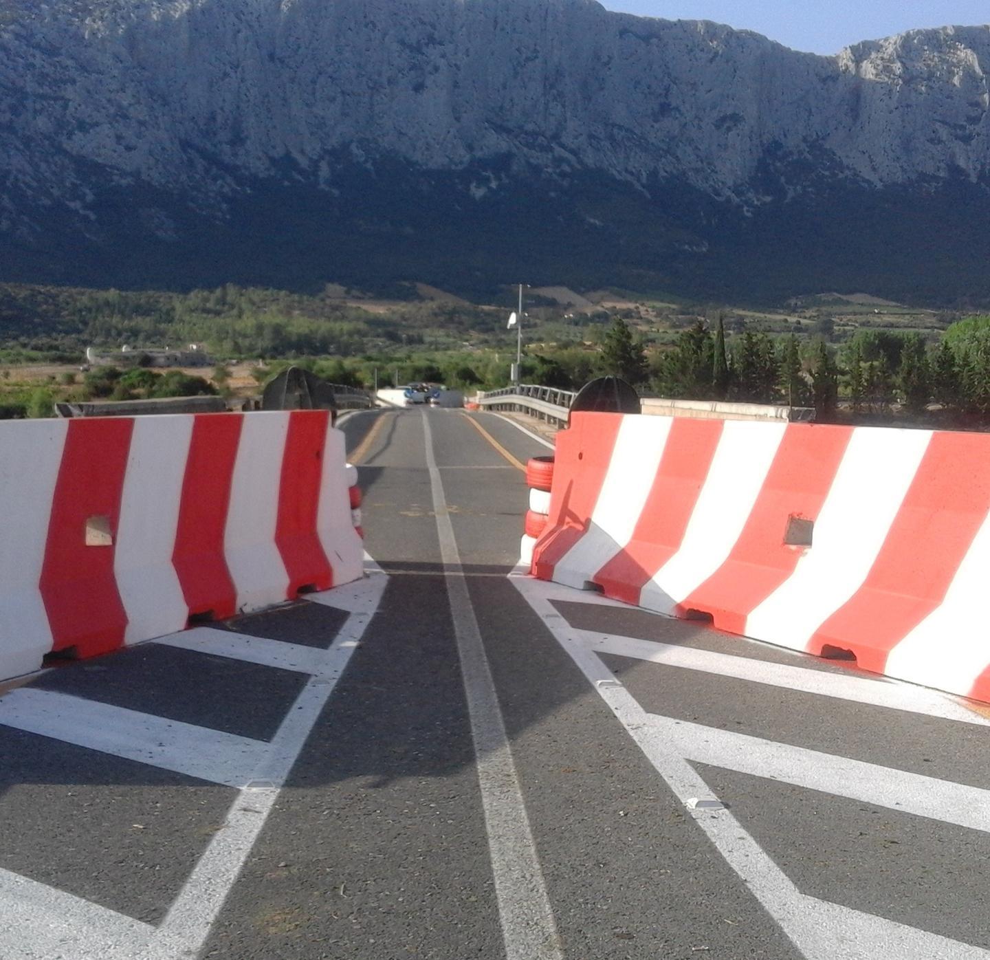 Ponte di Oloè, la chiusura è ben segnalata