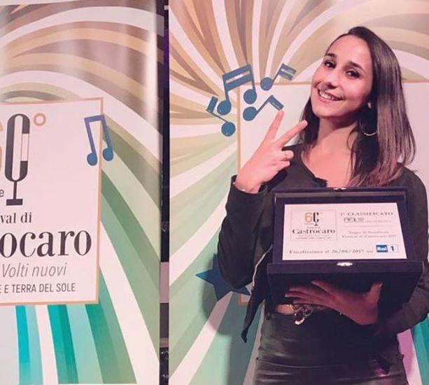 Simona Farris al Festival di Castrocaro