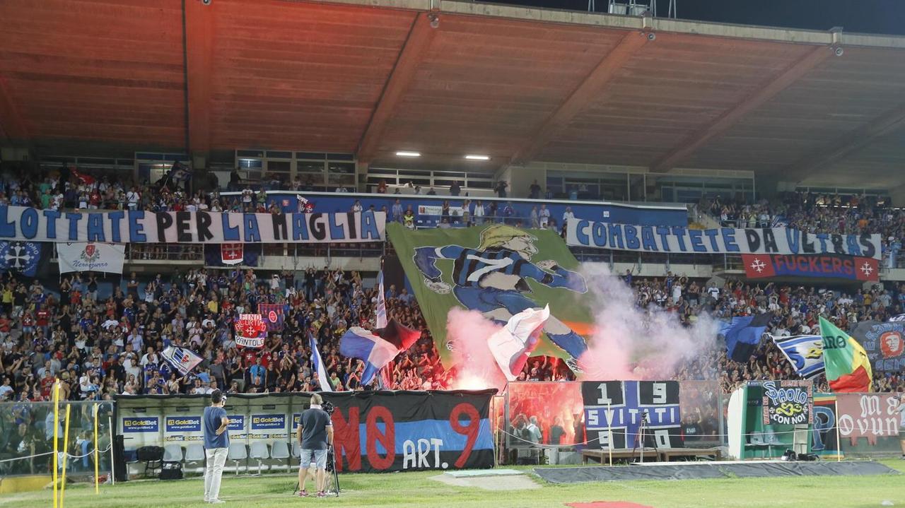 Tifosi nerazzurri alla presentazione della squadra (Muzzi)