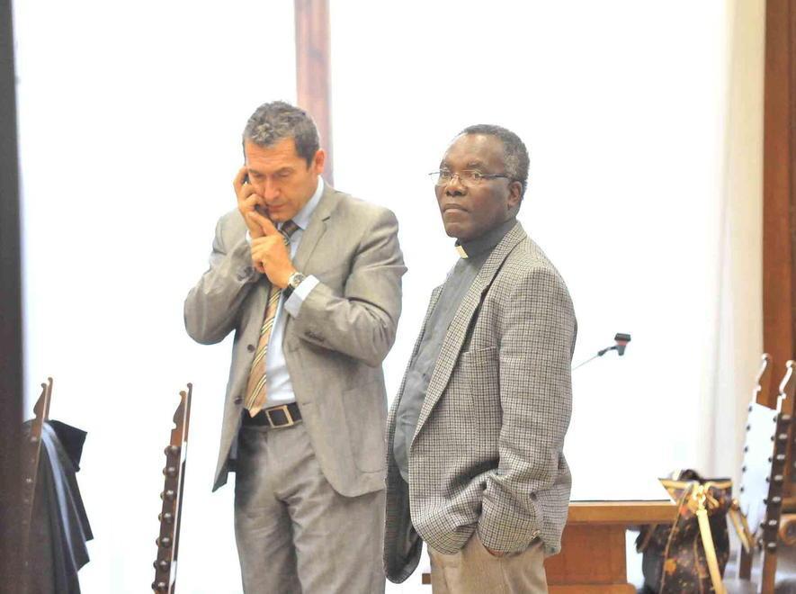 Don Sebastiano insieme all'avvocato Fausto Malucchi (foto Gori)