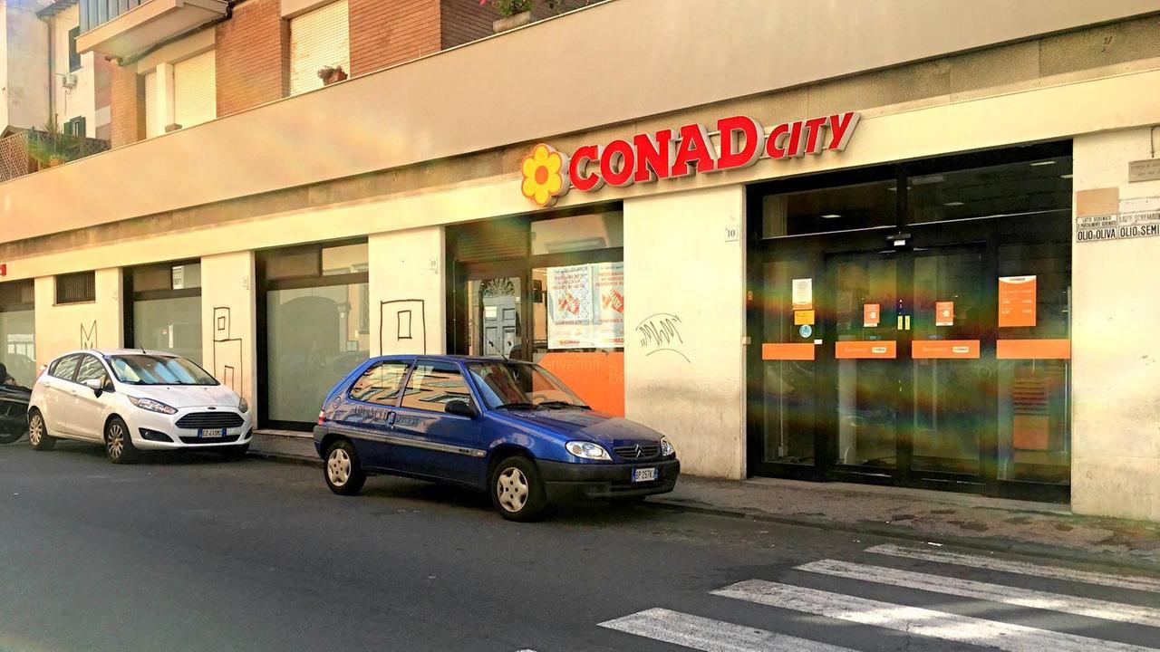 Arrestati i due rapinatori del supermercato Conad