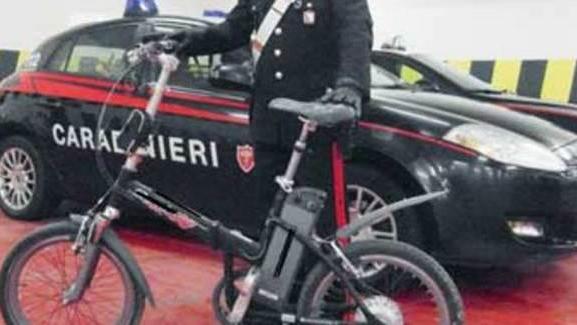 I carabinieri con la bicicletta elettrica