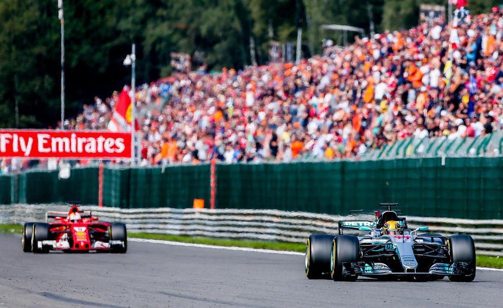 Hamilton dominatore Ma Vettel non molla la vetta del Mondiale 
