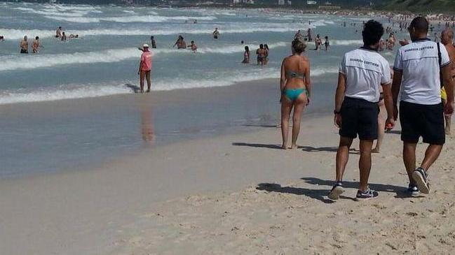 Si perde in spiaggia a Viareggio: trovata 2 ore dopo