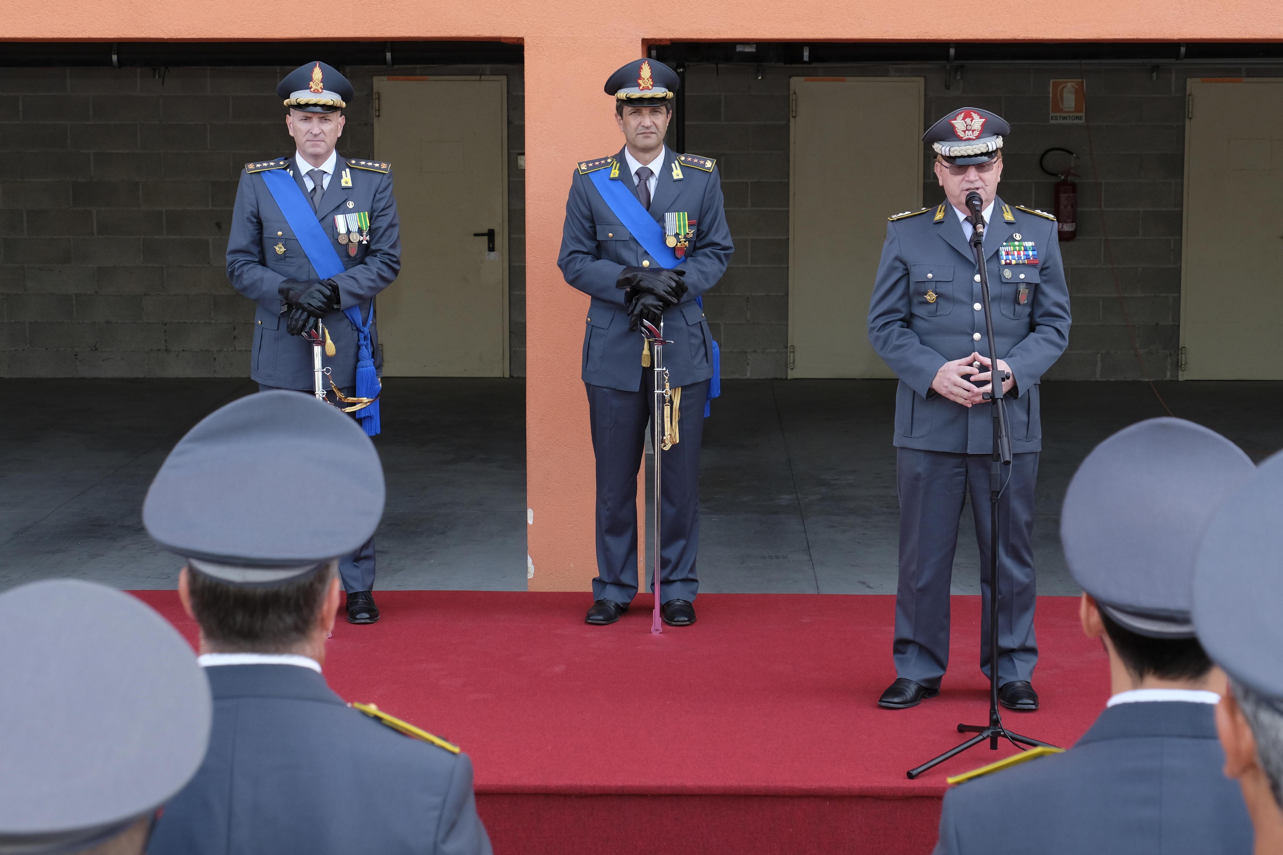 Da sinistra a destra il colonnello Filippi, il colonnello Mazzone e il generale Carbone