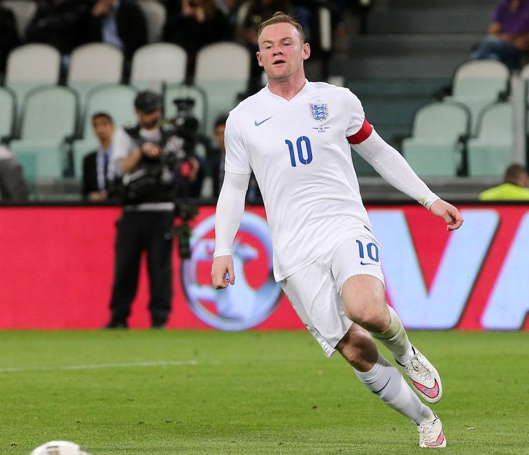 Rooney-Papu Gomez, è qui il duello 