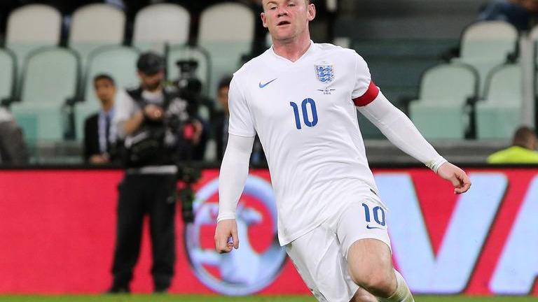 Rooney-Papu Gomez, è qui il duello