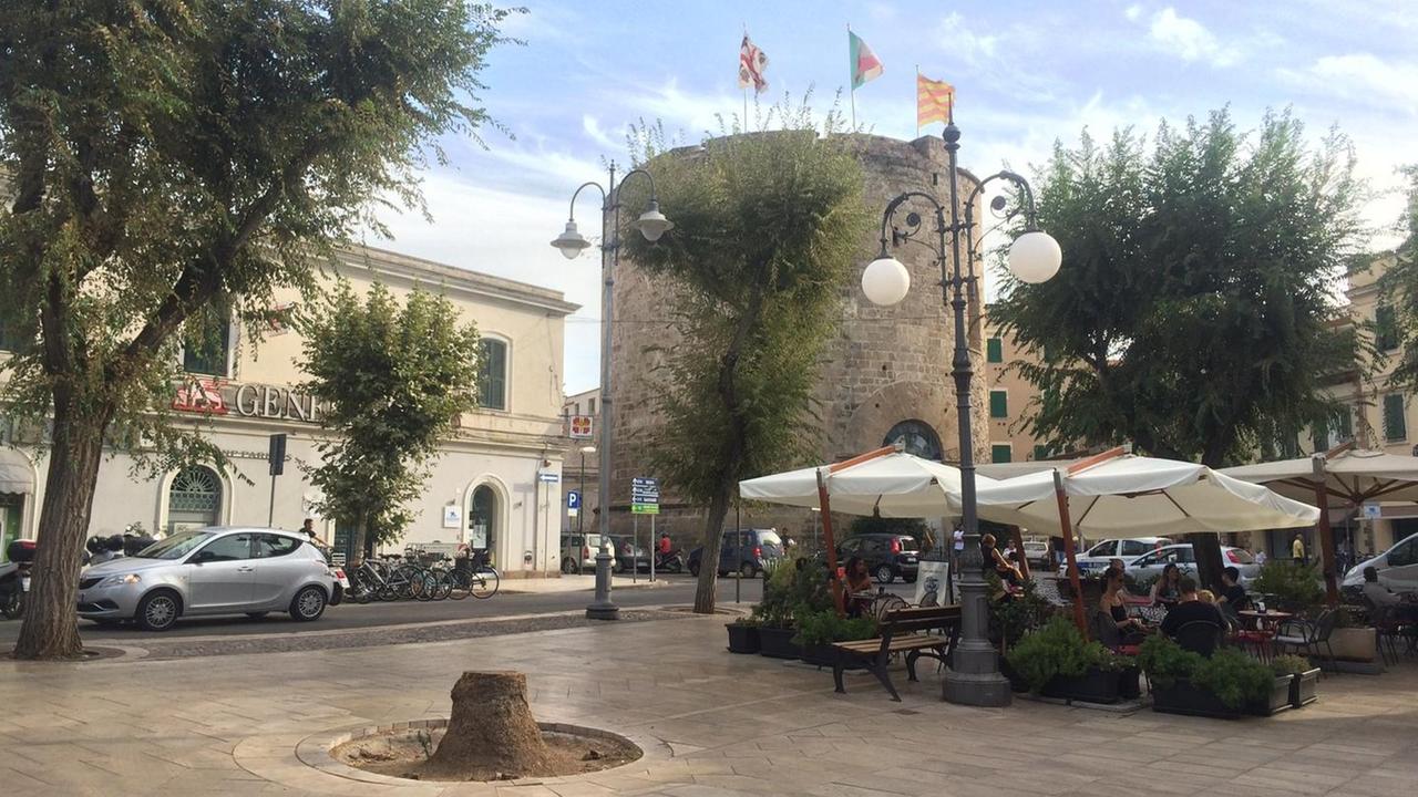 Alghero, spunta un coltello durante la rissa: un uomo finisce in ospedale