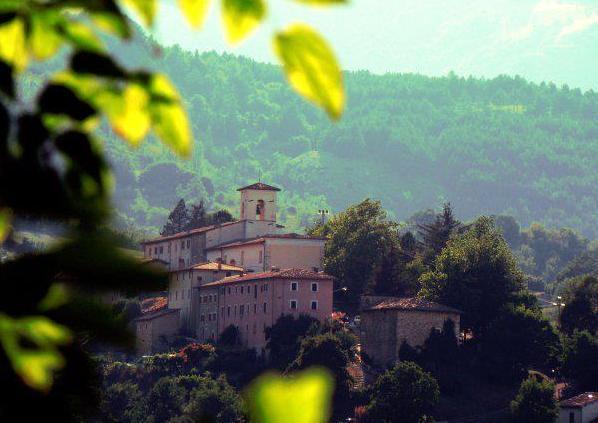 Una veduta della Lama, la parte storica del borgo di Borbona