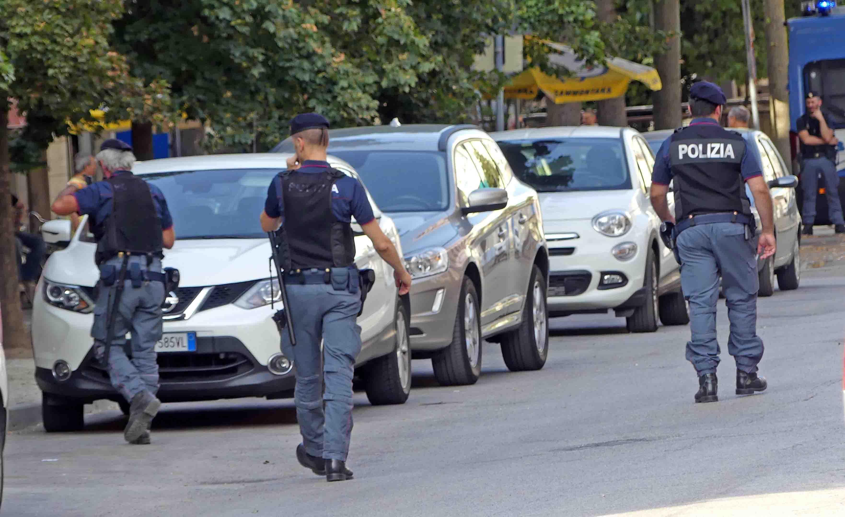 Trovato con la cannabis e il permesso scaduto