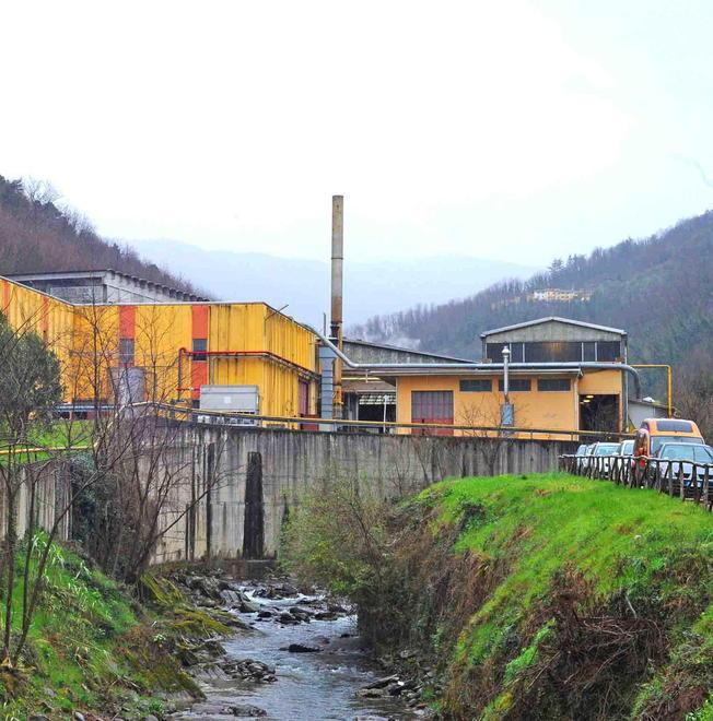 La sede della cartiera San Felice, in via Calabbiana (foto Gori)