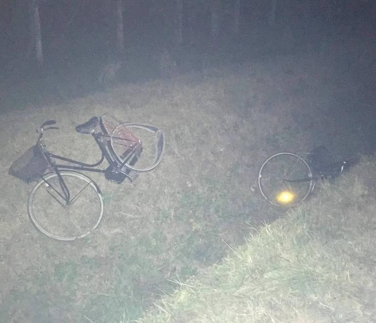 Travolge due donne in bicicletta 