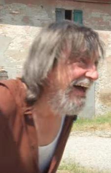 Il barista Rossi diventa sacerdote 