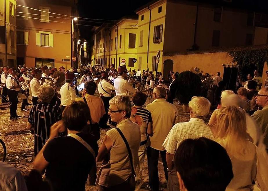 La banda Asioli sbarca a teatro dopo la festa per i suoi 220 anni